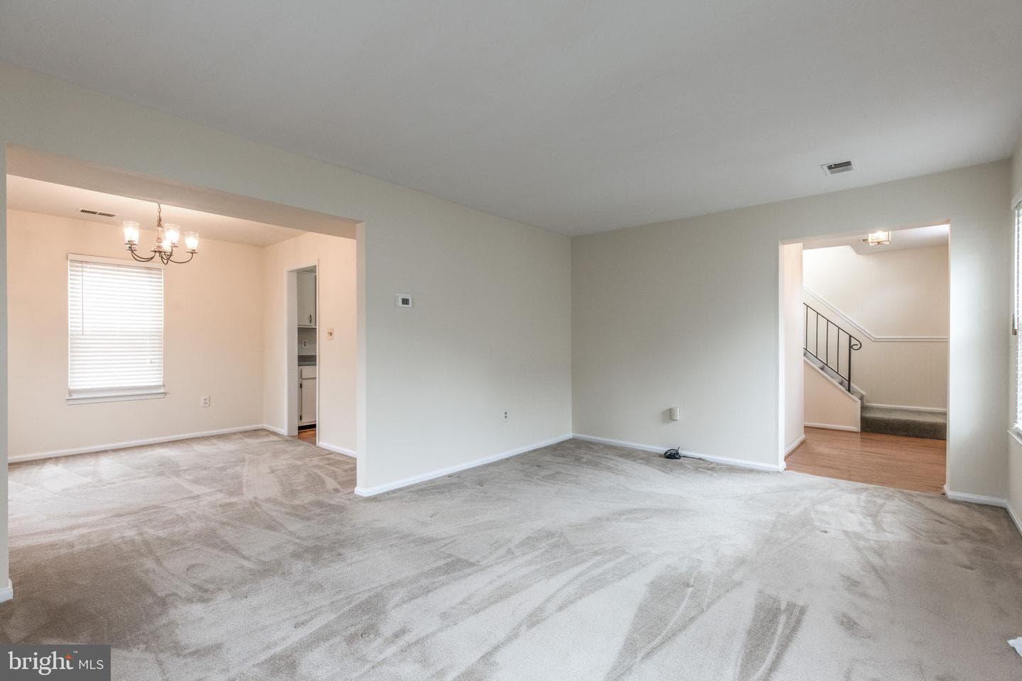 2454 Yarmouth Lane photo 18