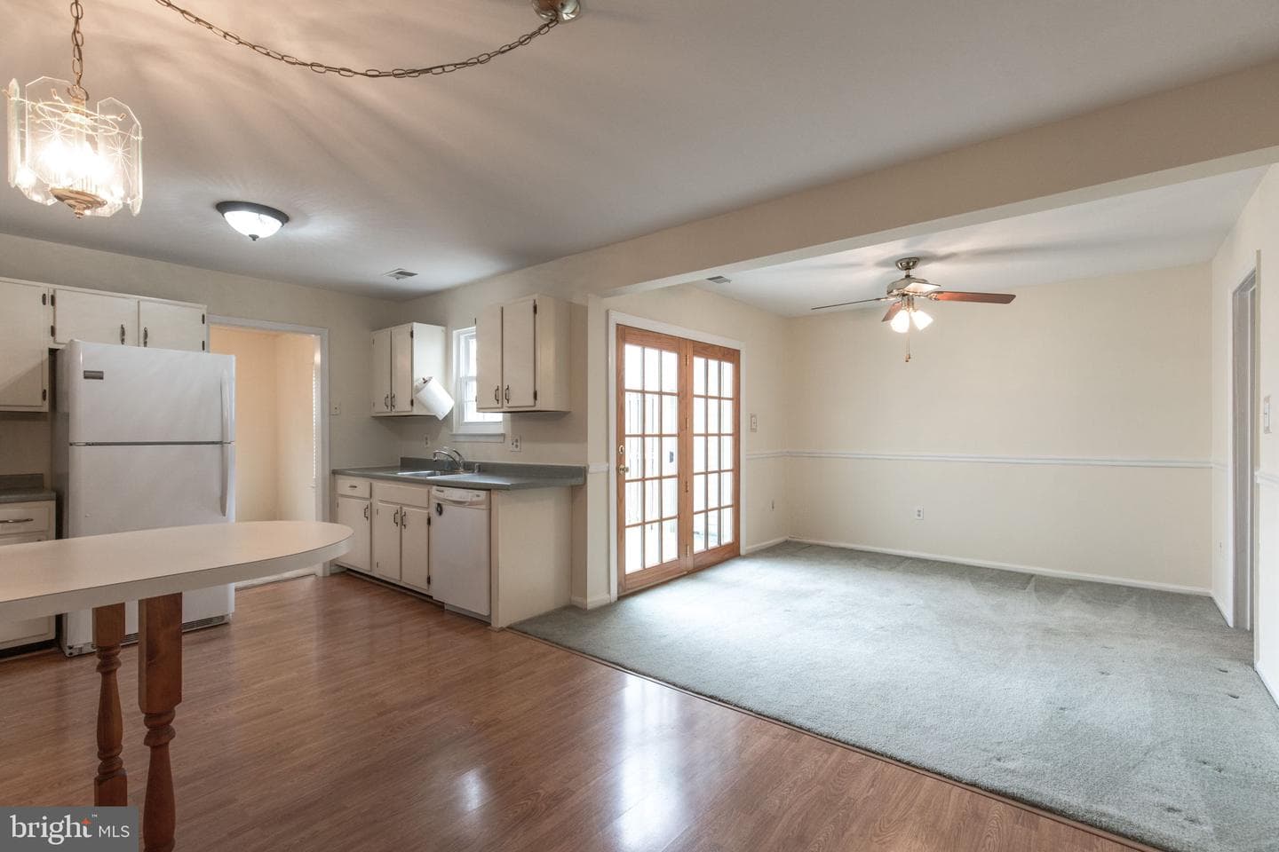 2454 Yarmouth Lane photo 24