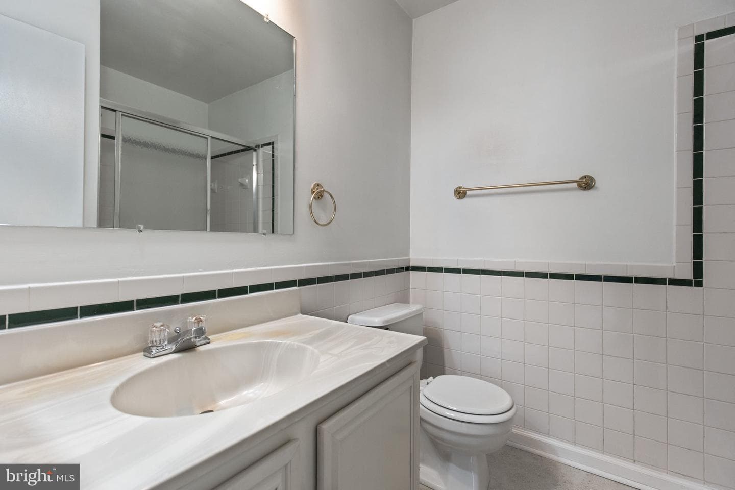 2454 Yarmouth Lane photo 29