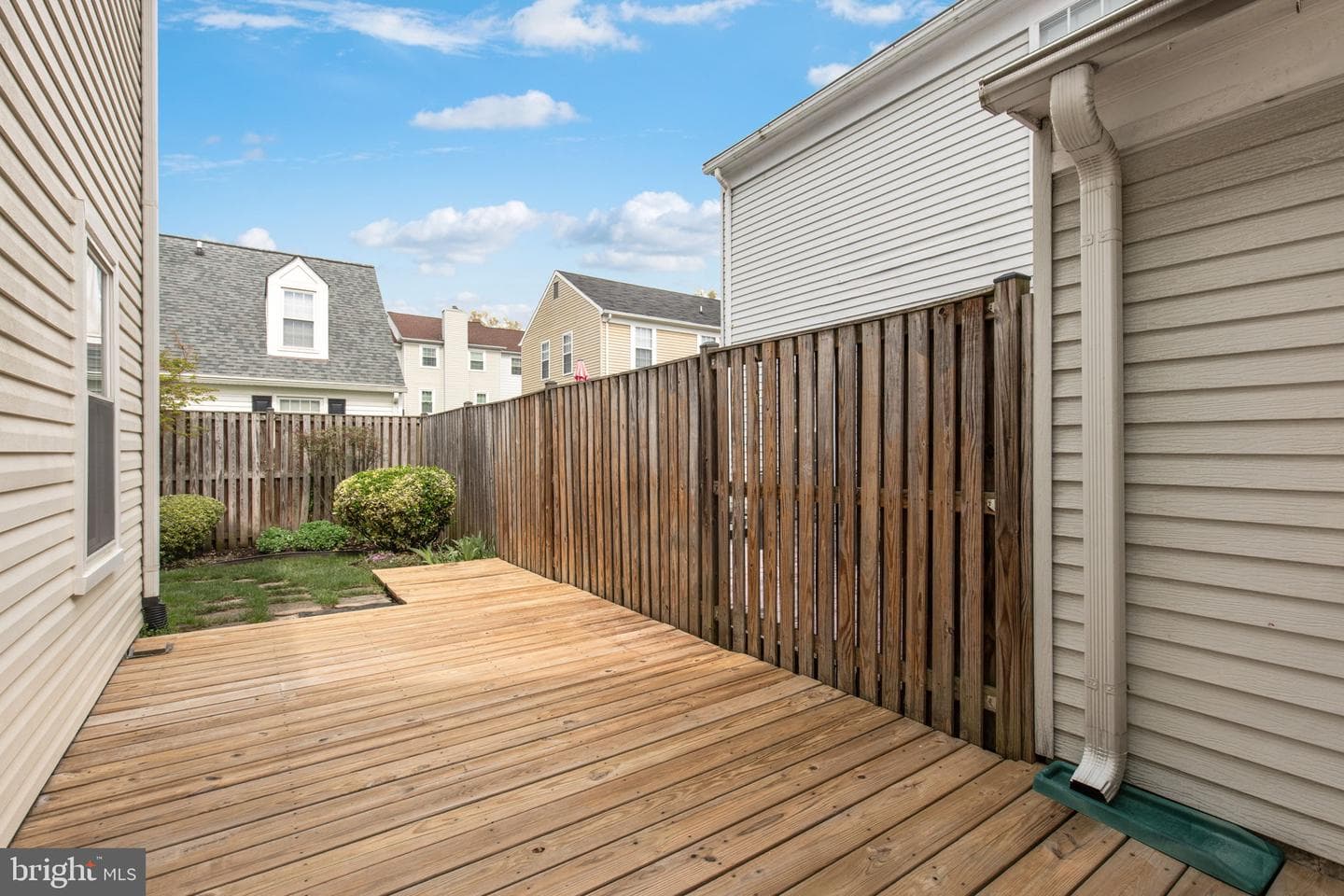 2454 Yarmouth Lane photo 39
