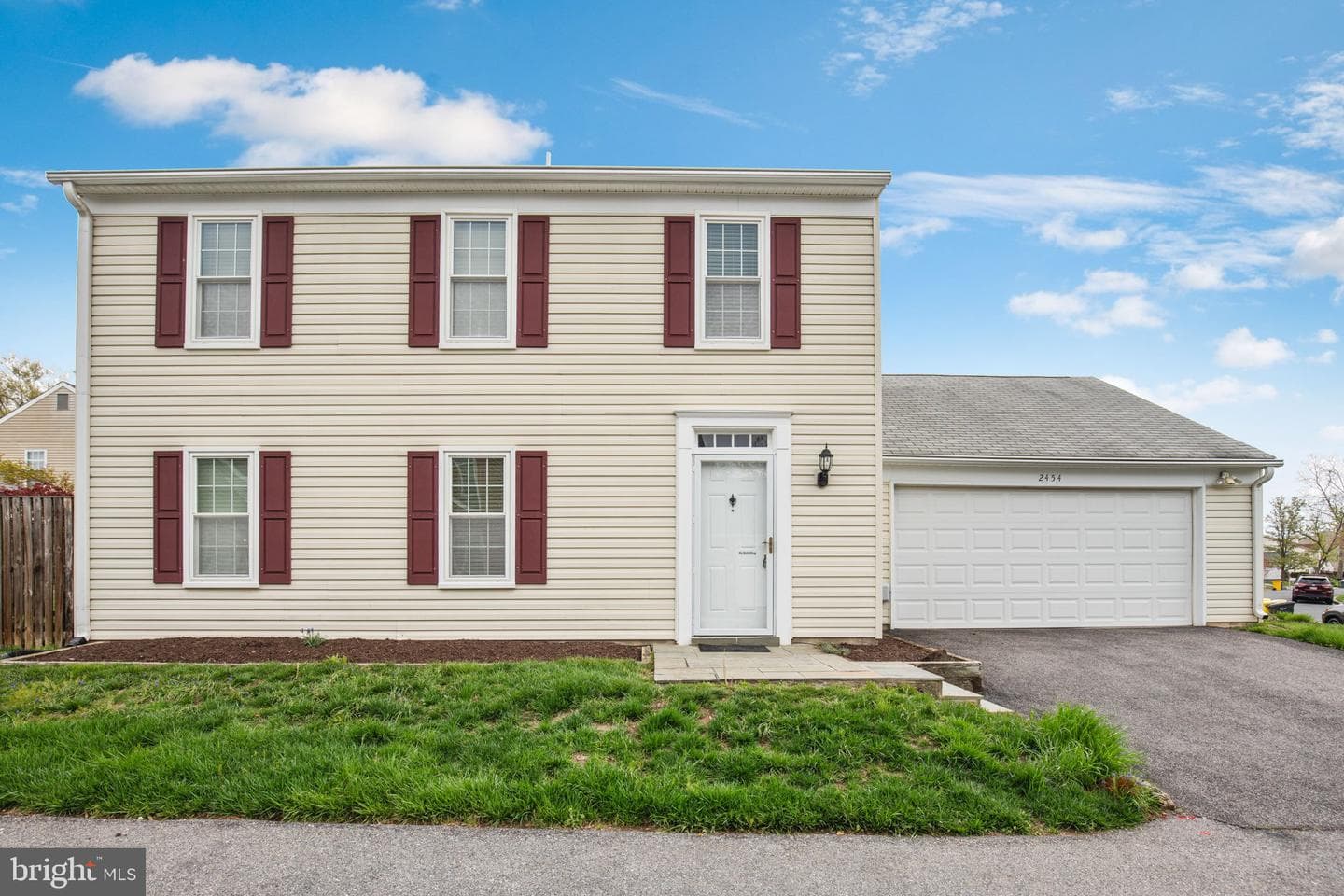 2454 Yarmouth Lane photo 5