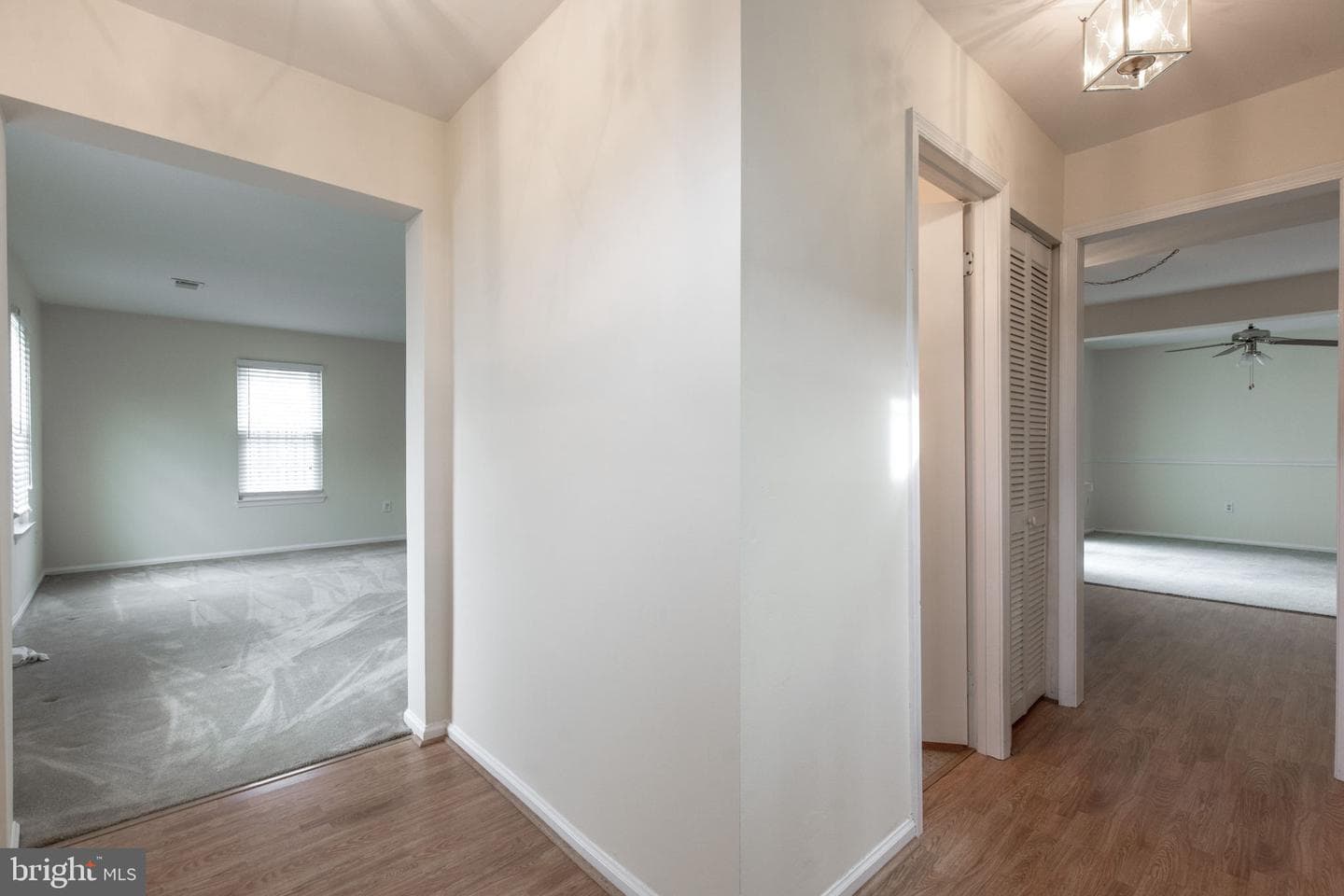 2454 Yarmouth Lane photo 8
