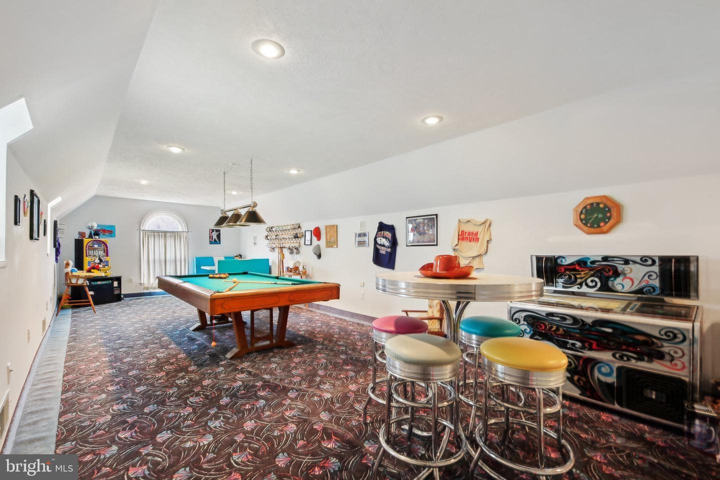 7637 Jeannine Avenue photo 46