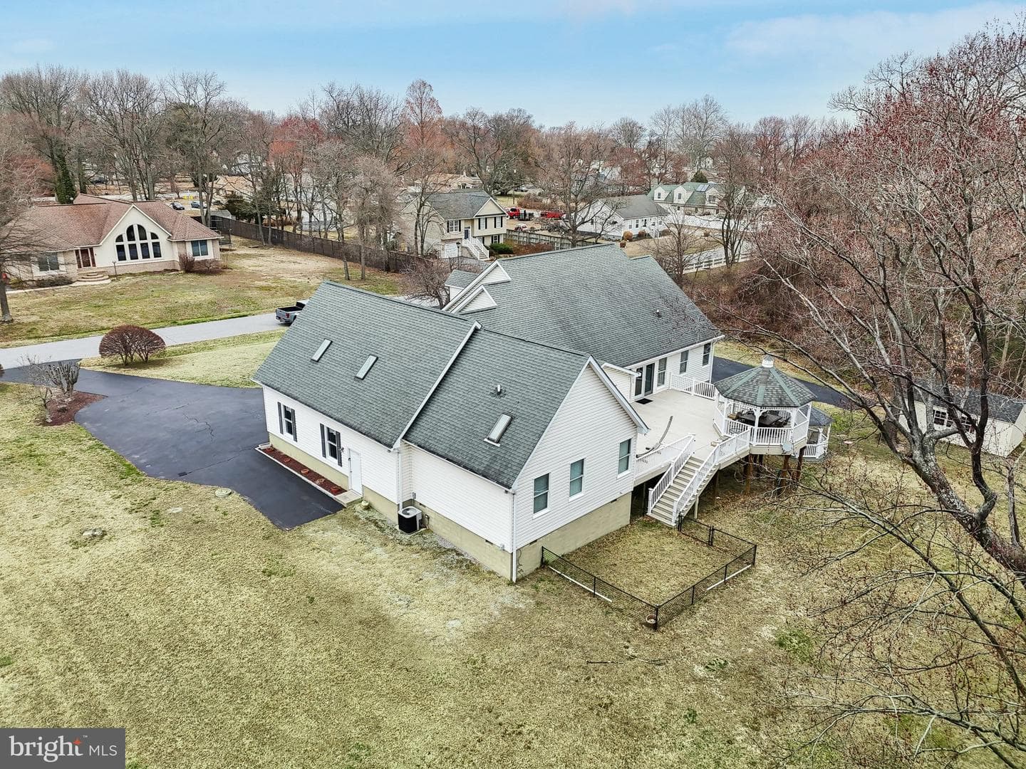 7637 Jeannine Avenue photo 5
