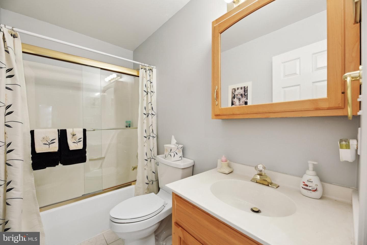 7637 Jeannine Avenue photo 50