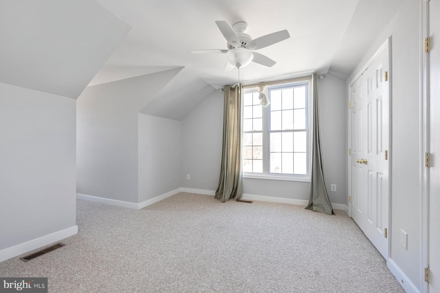 322 Andover Road photo 20