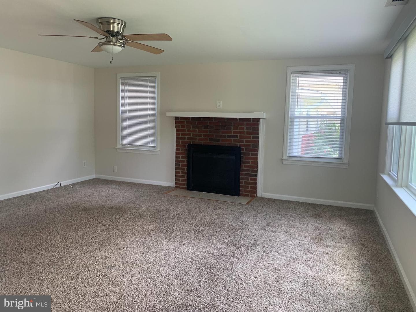 5911 Rockhold Drive photo 5