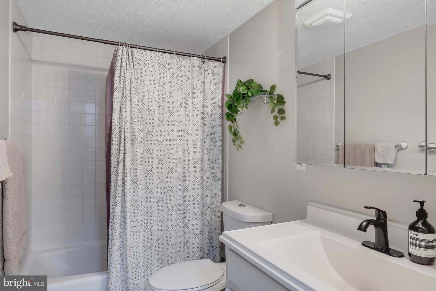 7708 Tobruk Court photo 19