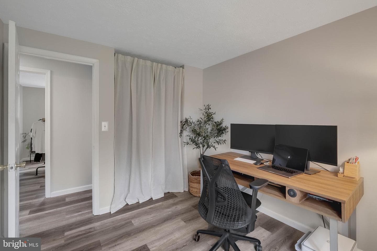7708 Tobruk Court photo 23