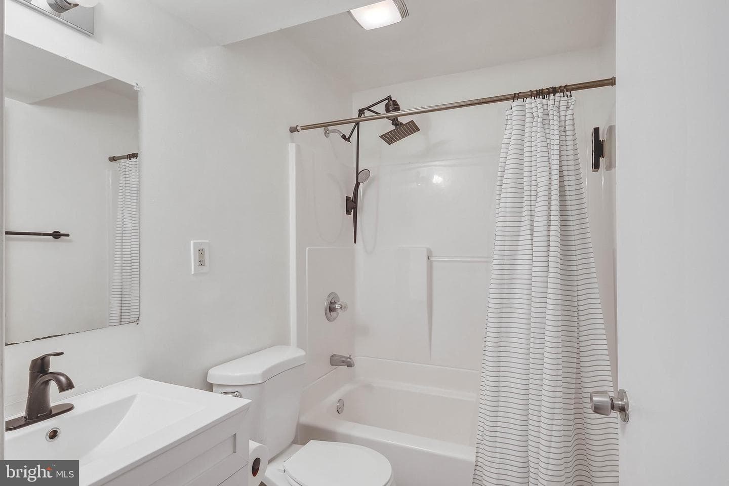 7708 Tobruk Court photo 25