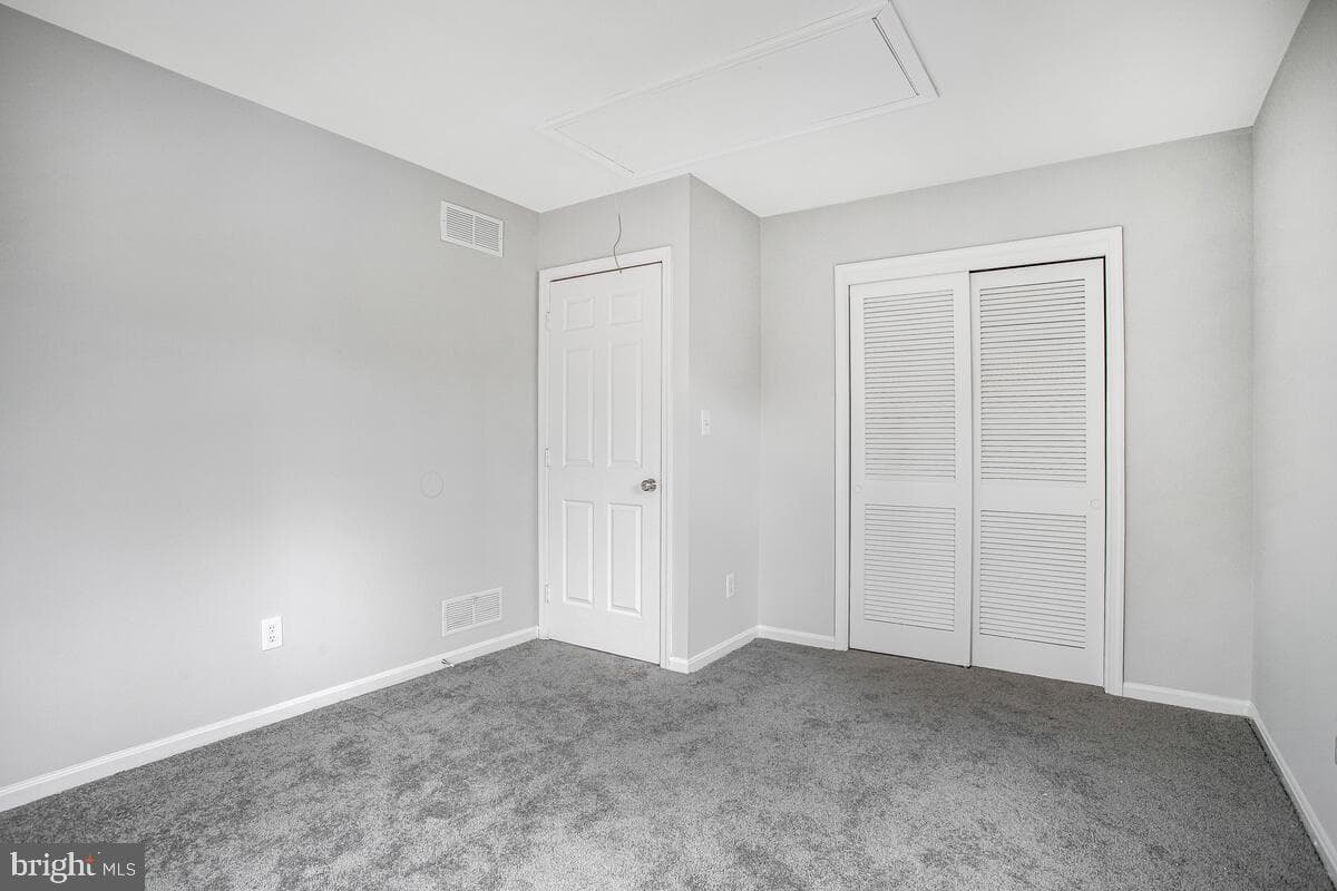 90 Stratford Drive photo 20