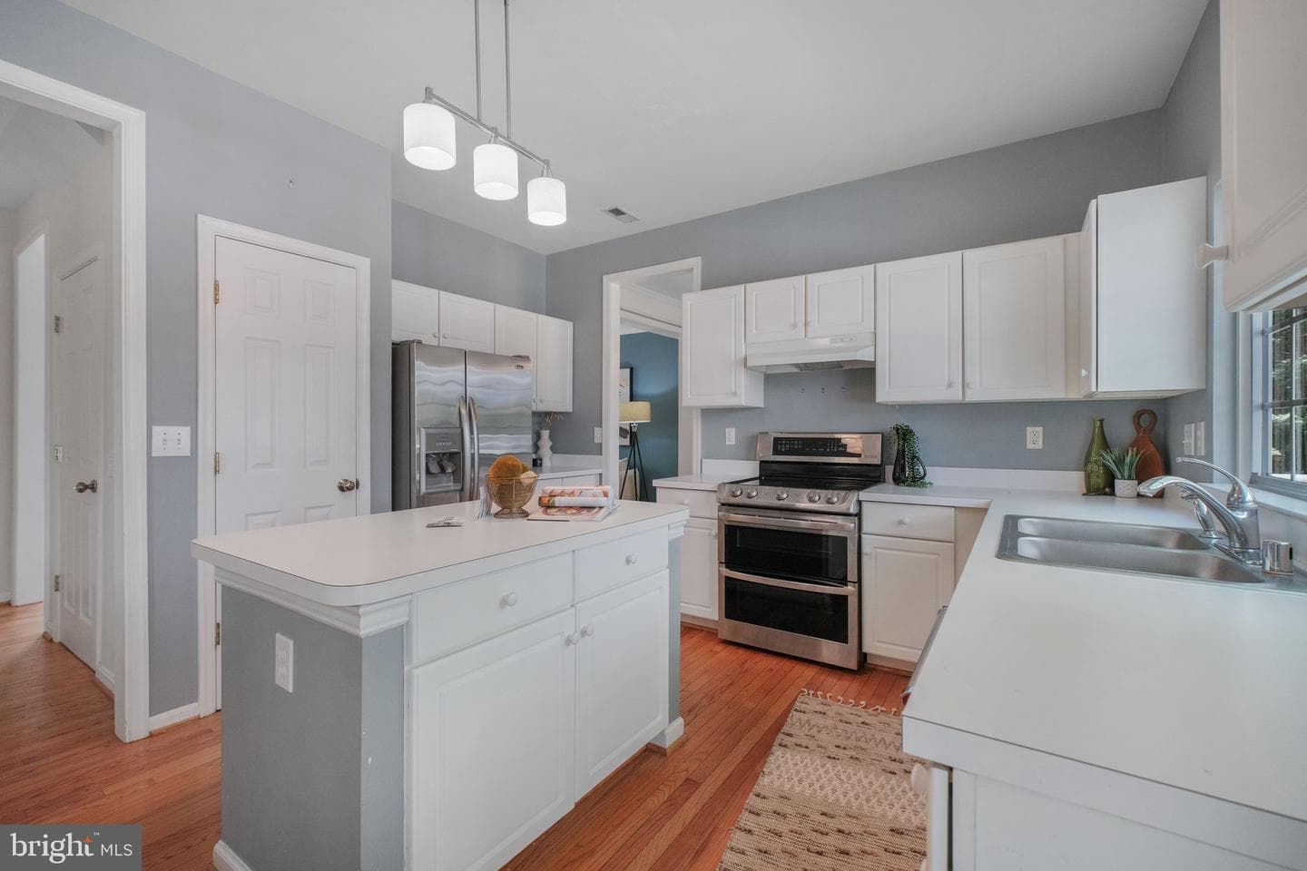 3106 Riverwalk Court photo 6
