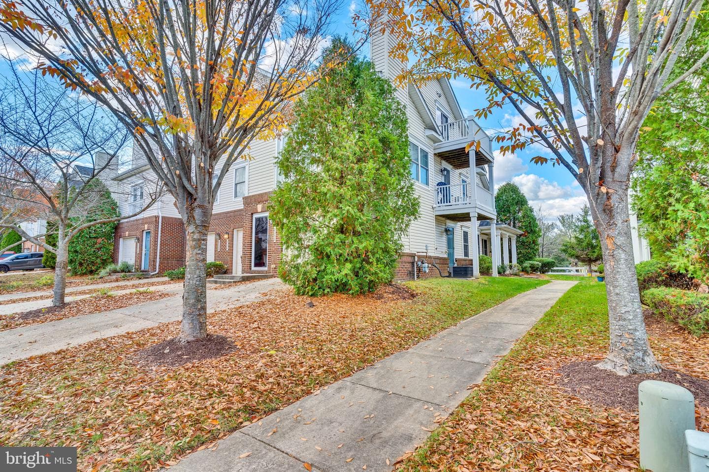 2034 Astilbe Way photo 27
