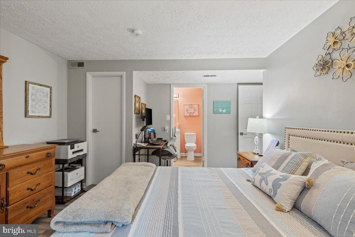 3502 Wedgewood Court #a photo 19