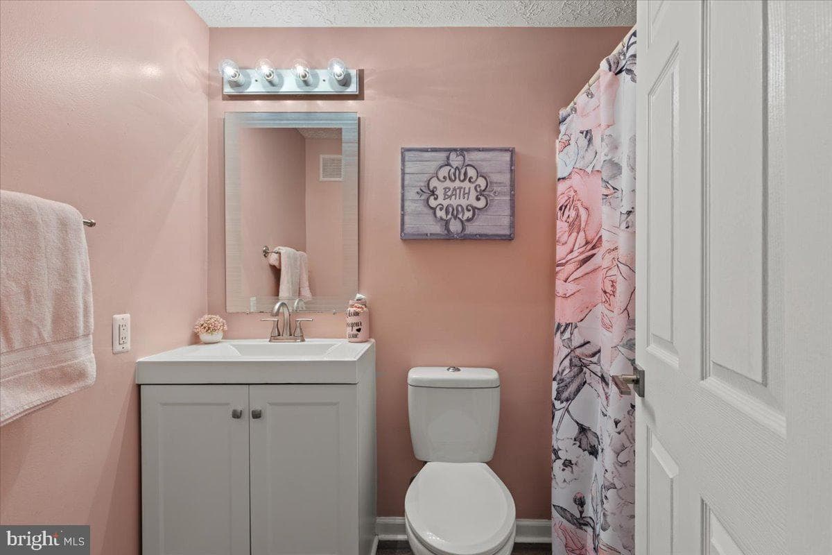 3502 Wedgewood Court #a photo 21