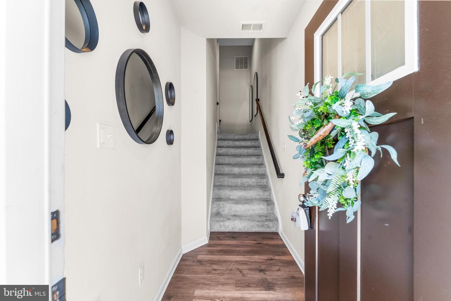 2264 Kelston Place photo 3