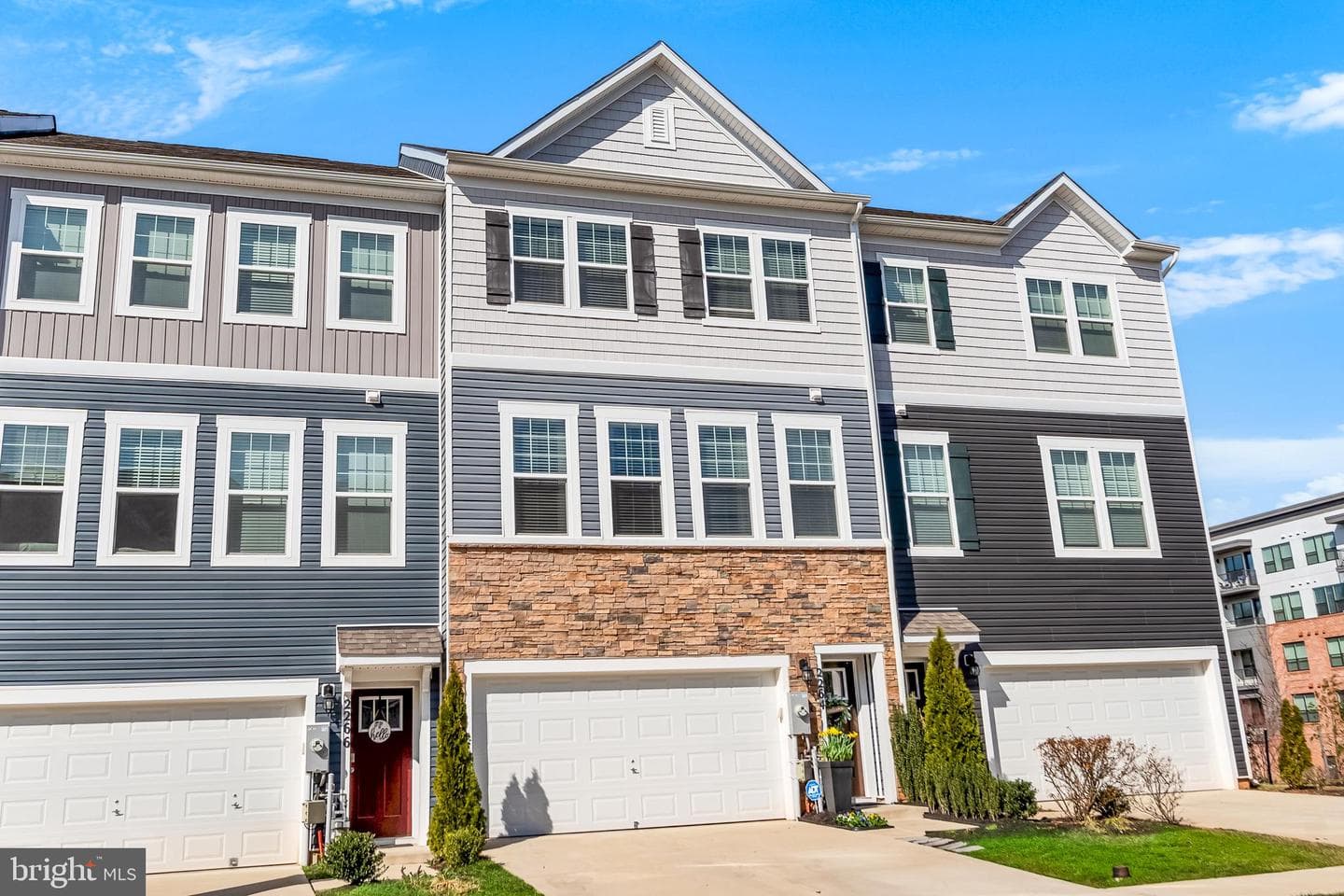 2264 Kelston Place photo 32