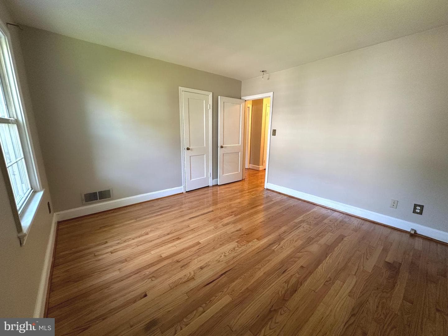 526 Baltimore Annapolis Boulevard photo 25
