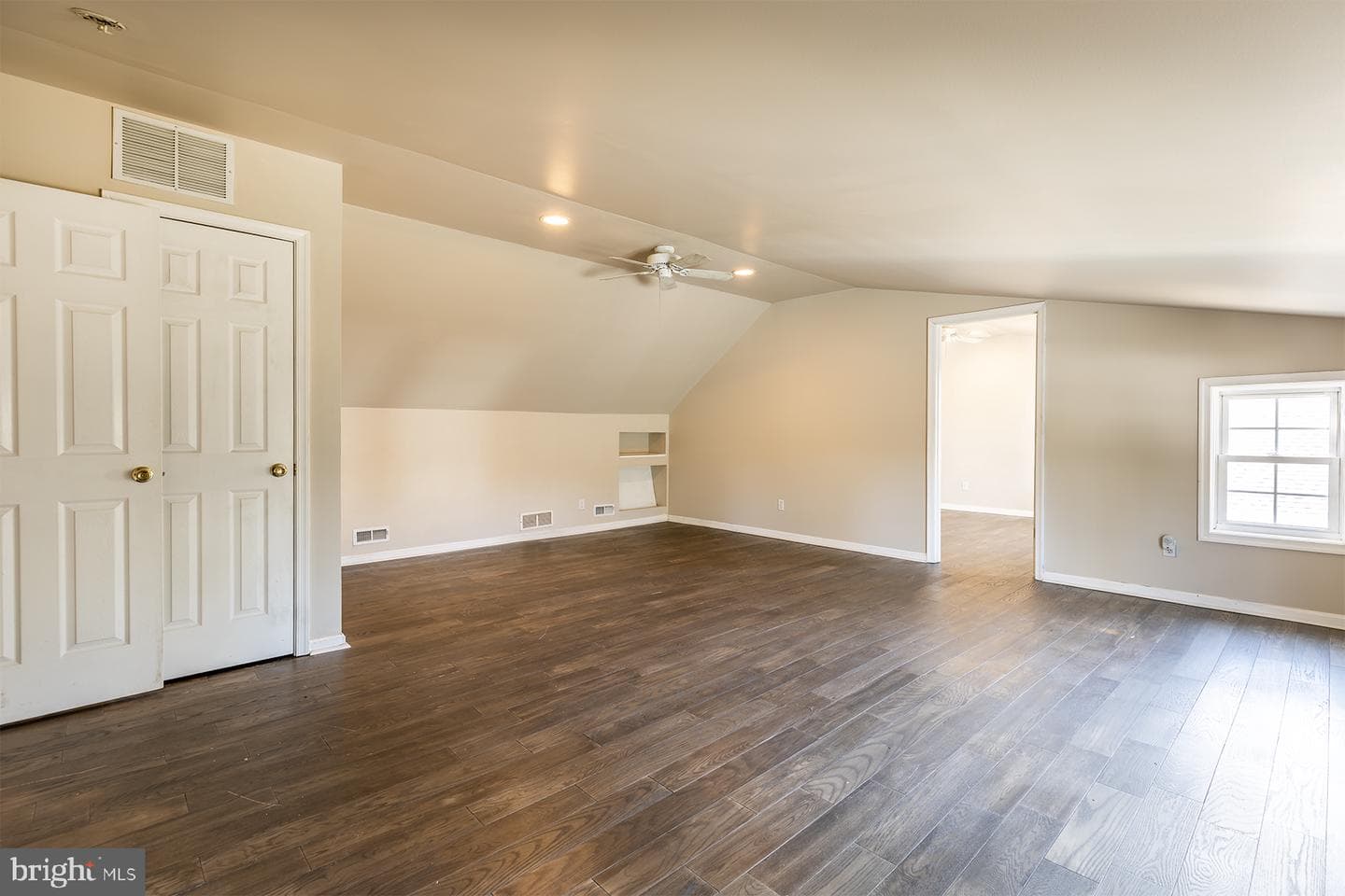526 Baltimore Annapolis Boulevard photo 36