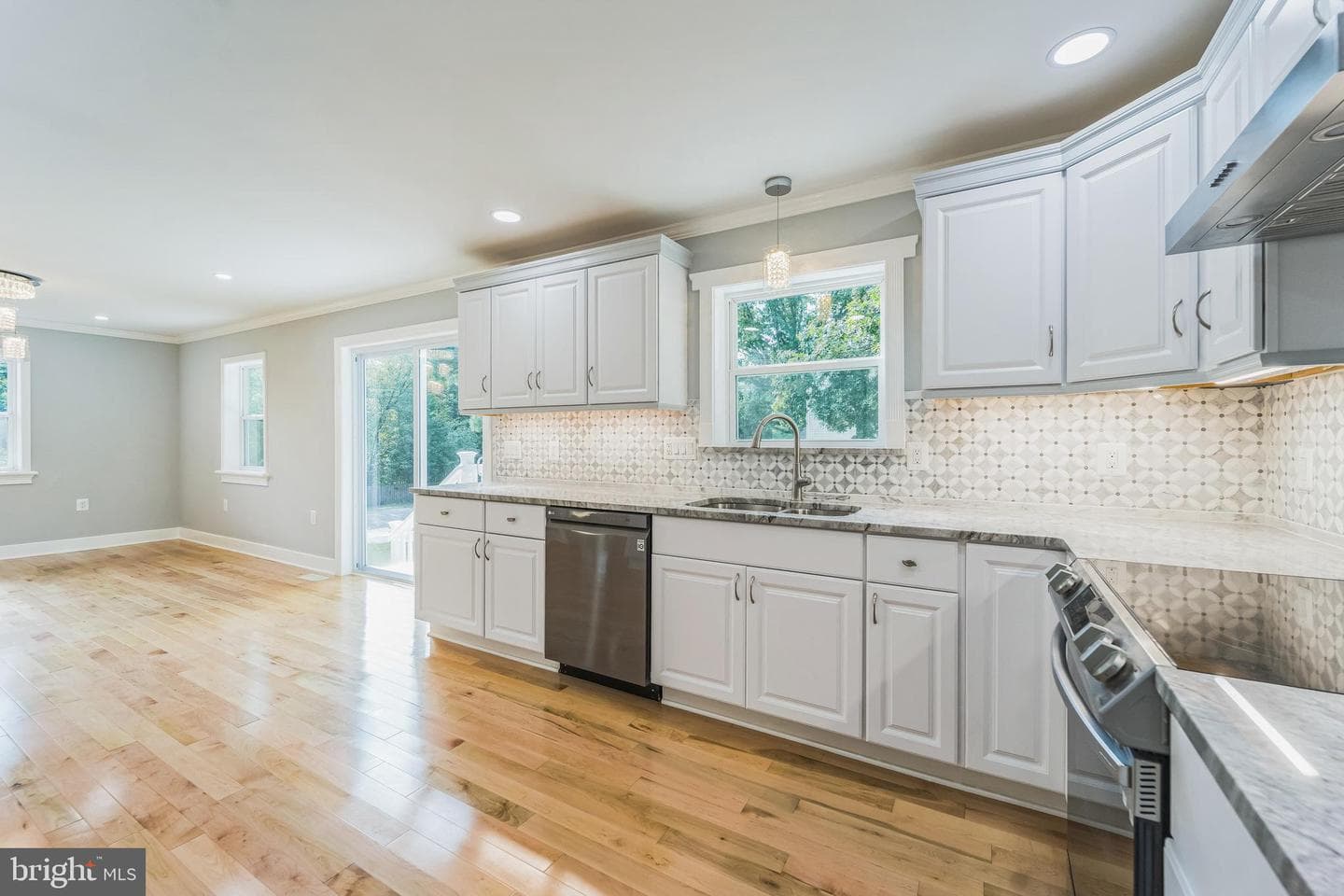 1123 Odenton Road photo 14