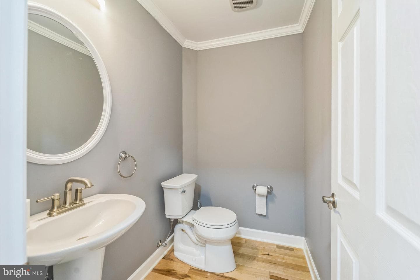 1123 Odenton Road photo 6