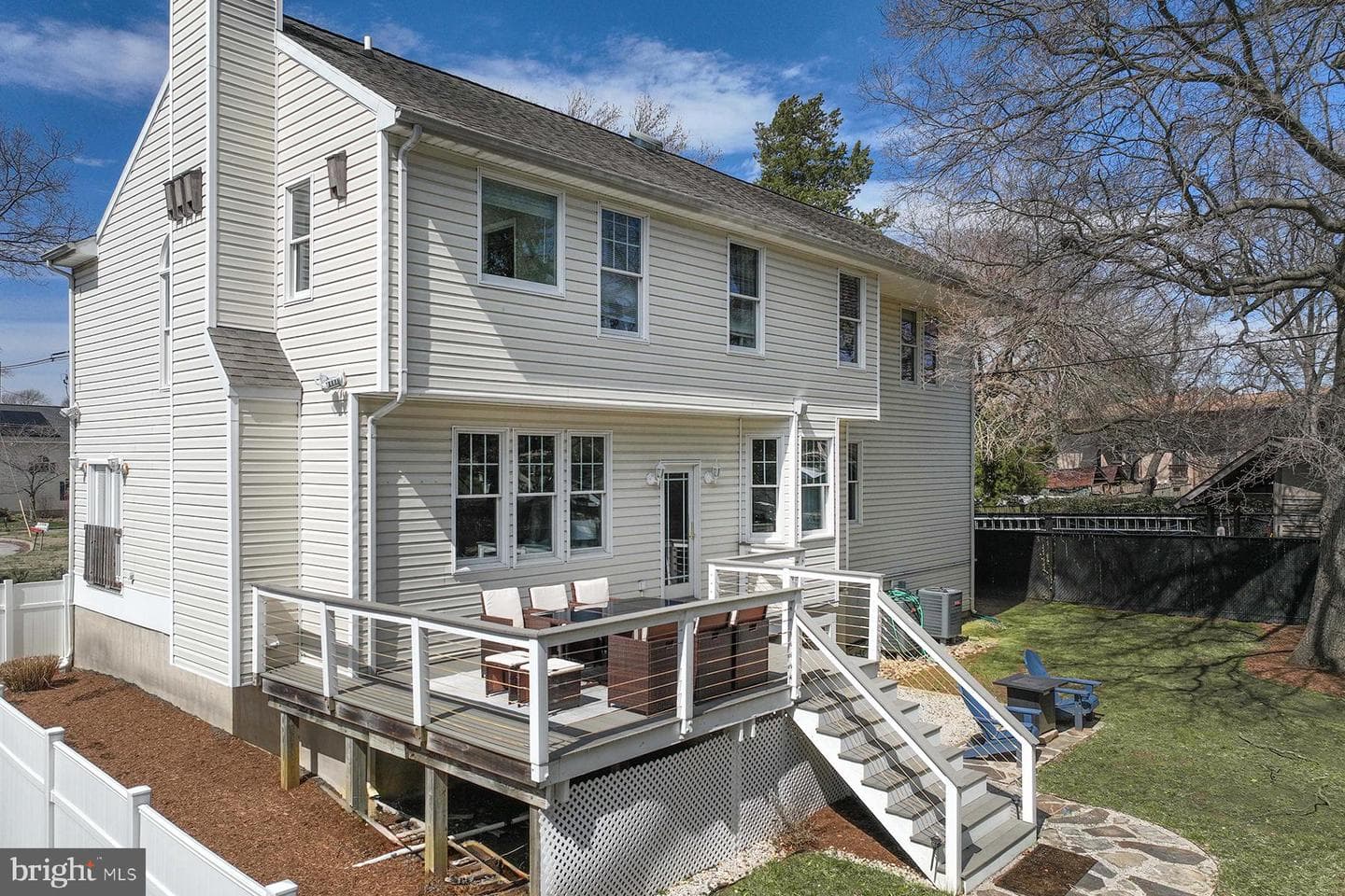 792 Parkwood Avenue photo 2