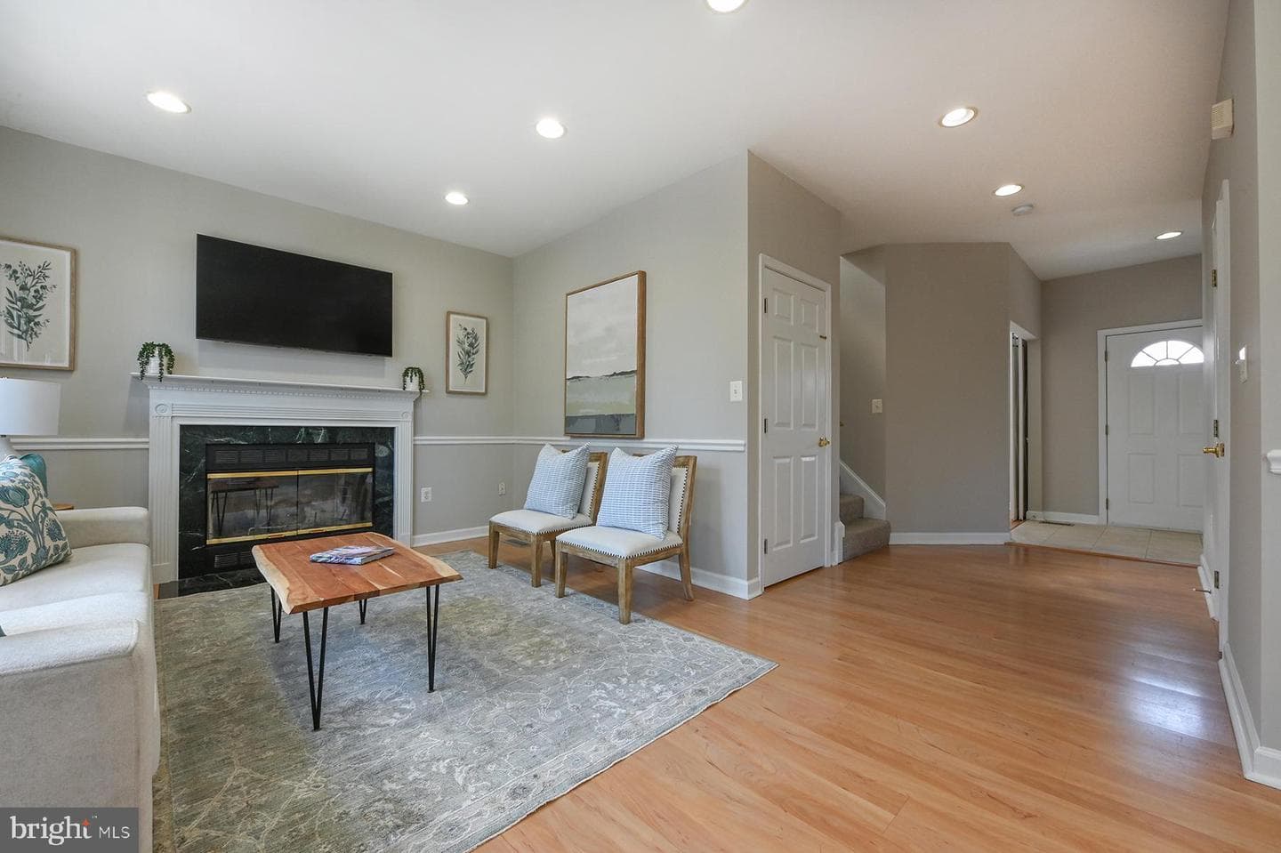 792 Parkwood Avenue photo 4
