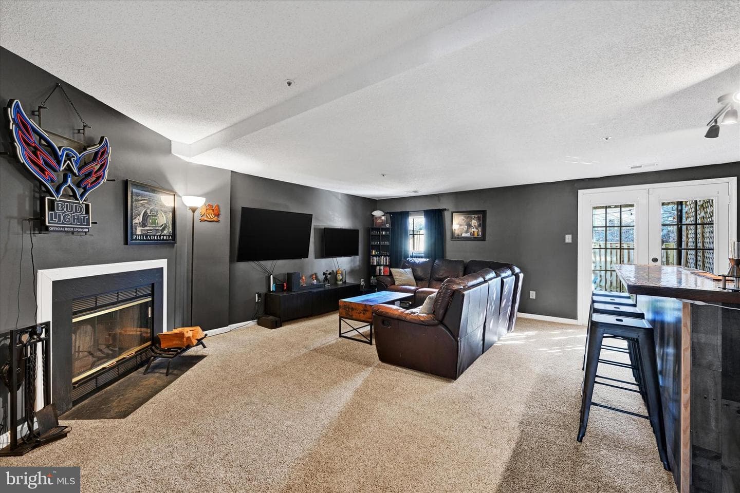 2597 Ambling Circle photo 5