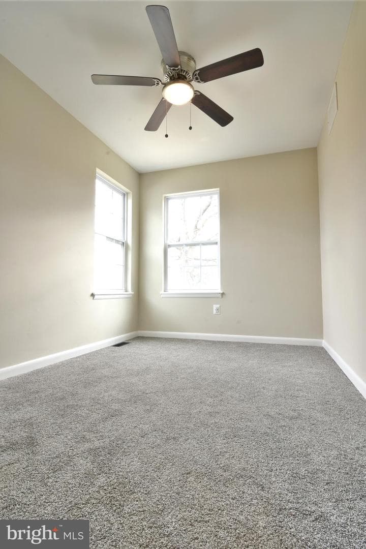 418 Rose Avenue photo 15
