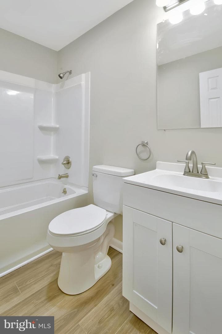 418 Rose Avenue photo 23