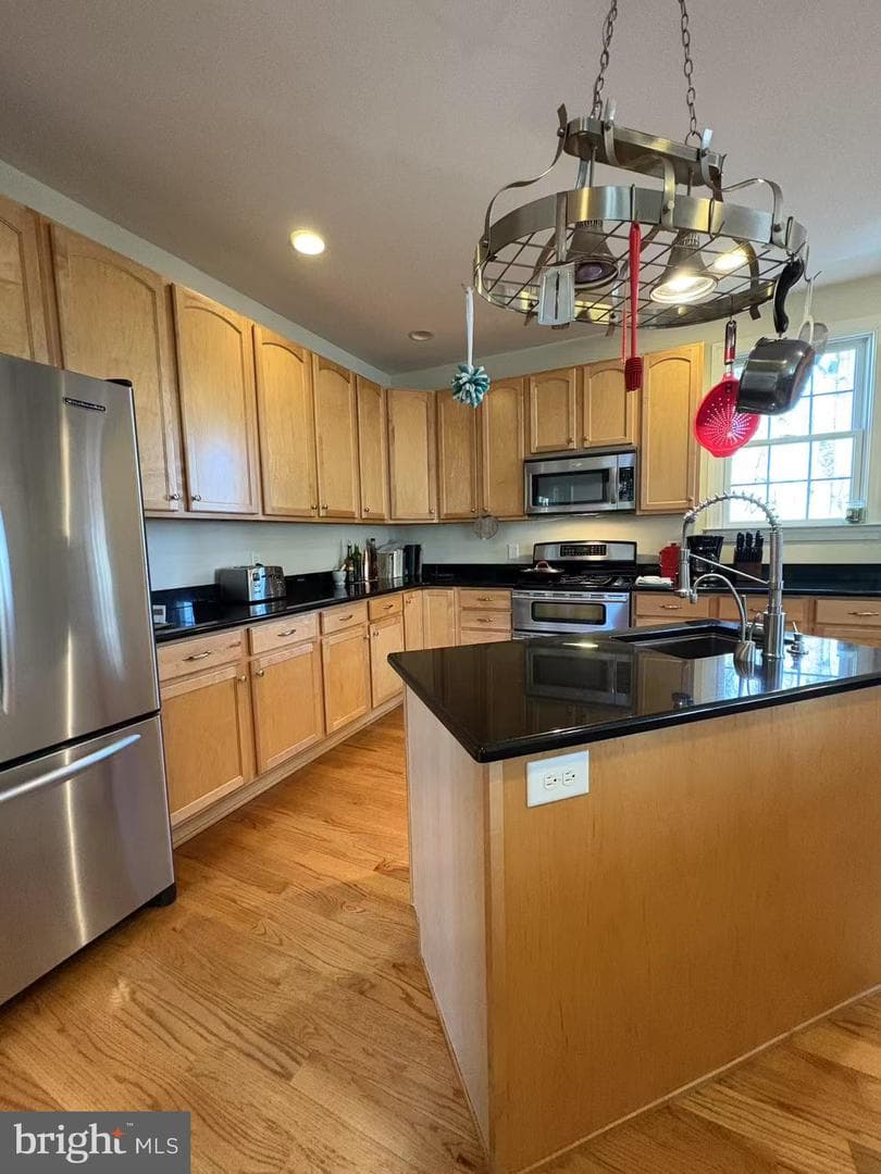 3219 Henson Avenue photo 4