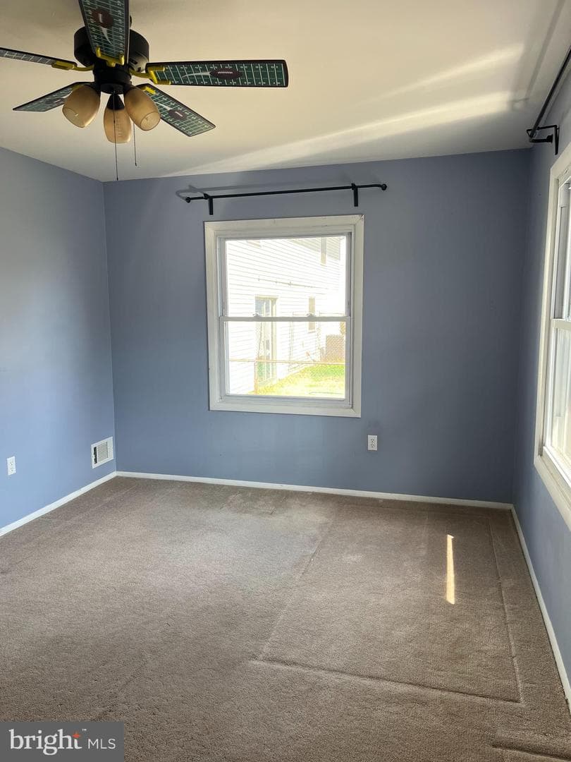 981 Summer Hill Drive photo 18