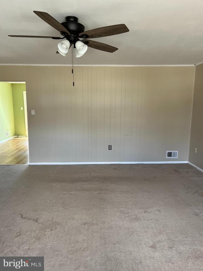 981 Summer Hill Drive photo 4