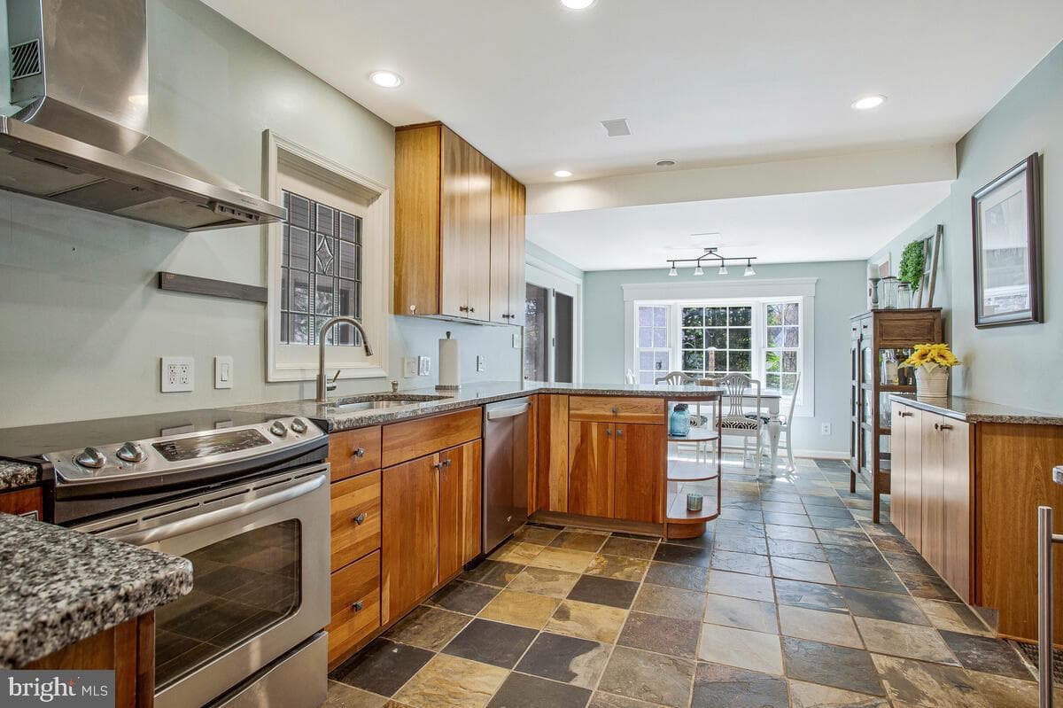 2801 Riva Road photo 12