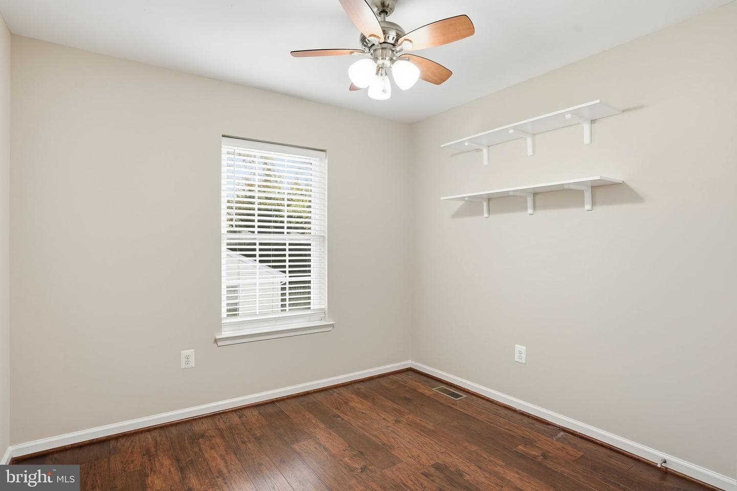 809 Bunch Avenue photo 12