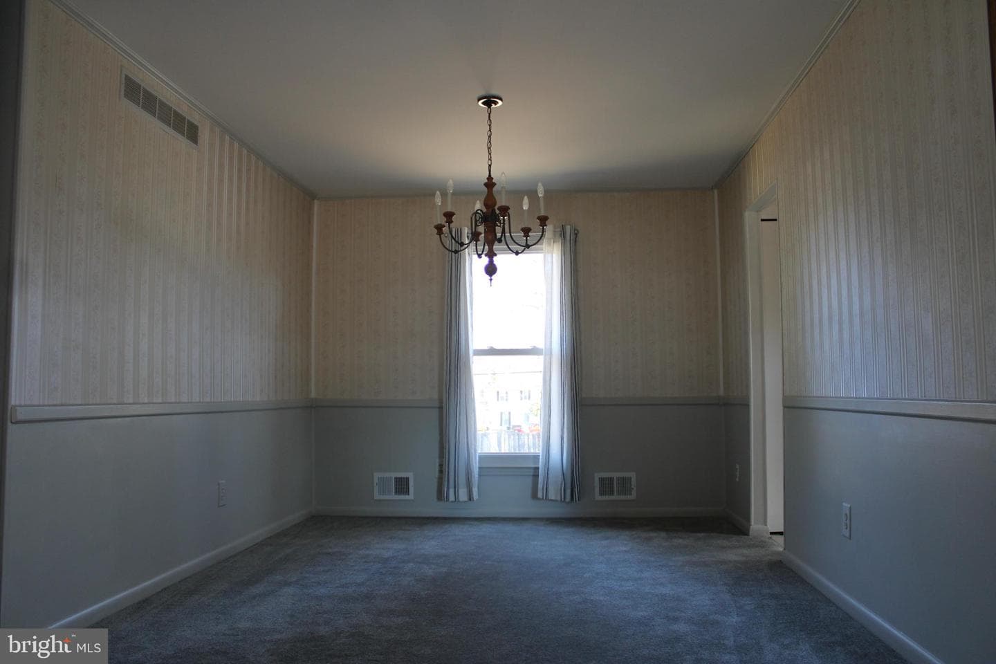 192 Campus Green Drive photo 11