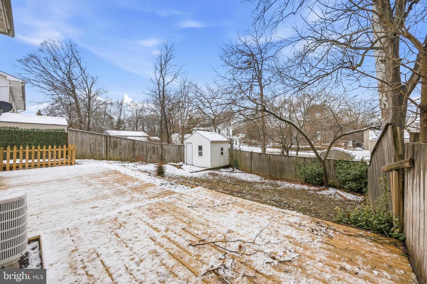 652 Chapelview Drive photo 44