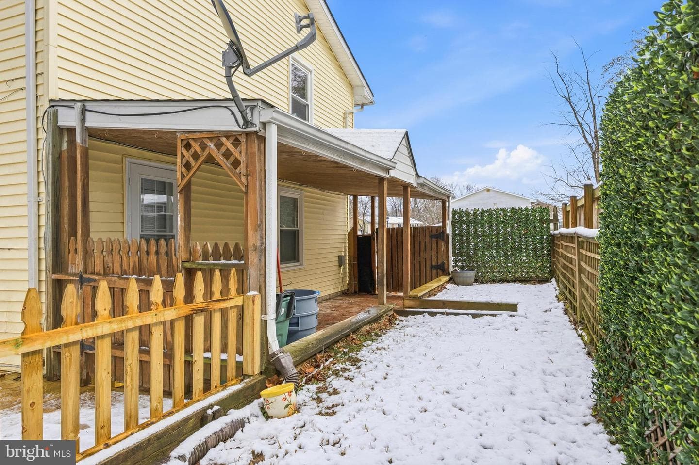 652 Chapelview Drive photo 48