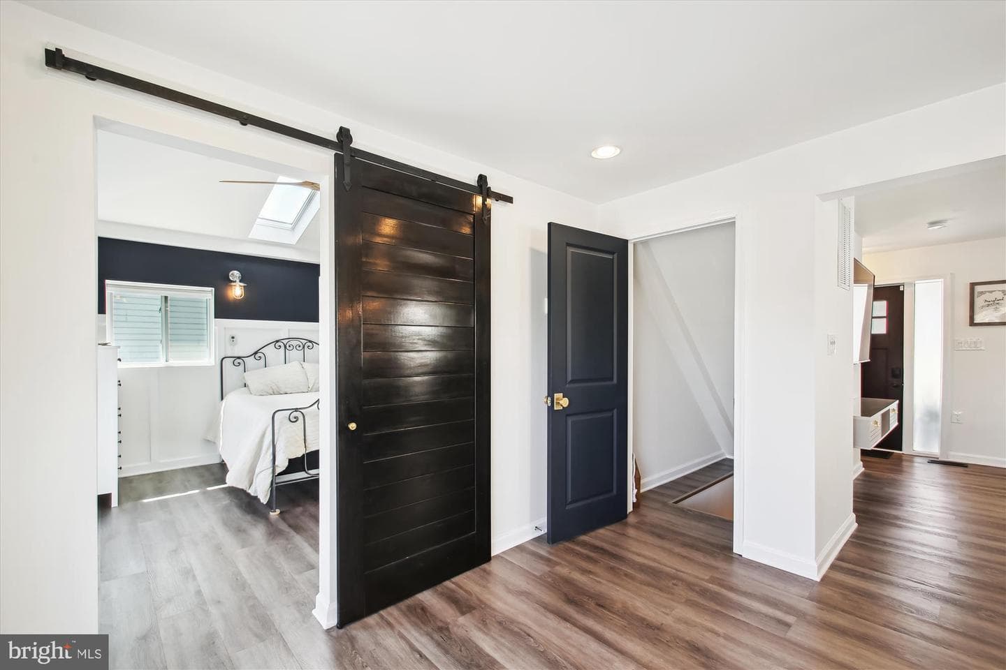 852 N Shore Drive photo 13
