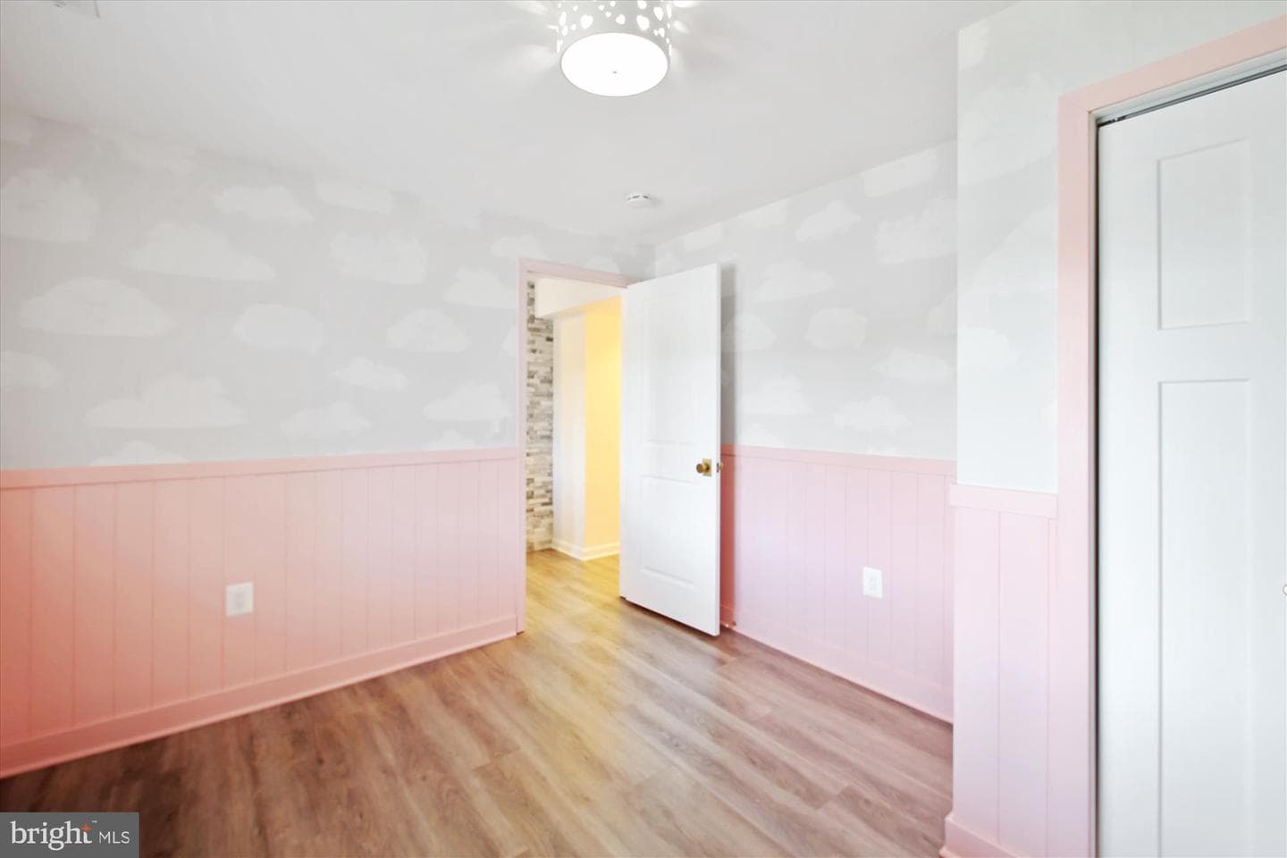 852 N Shore Drive photo 24