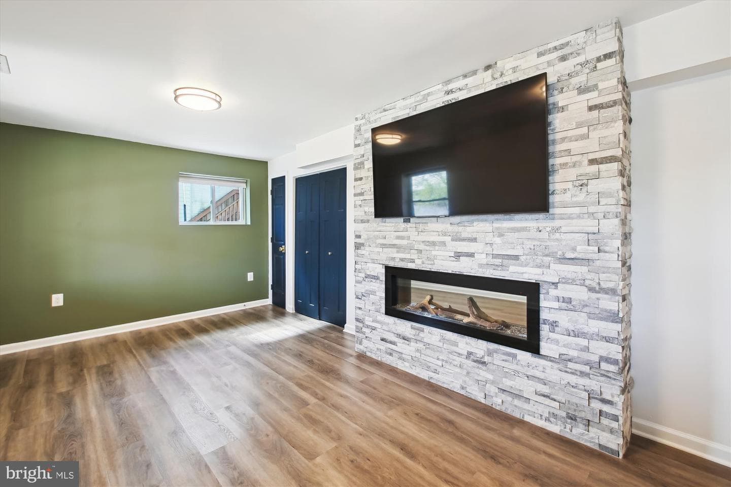 852 N Shore Drive photo 26