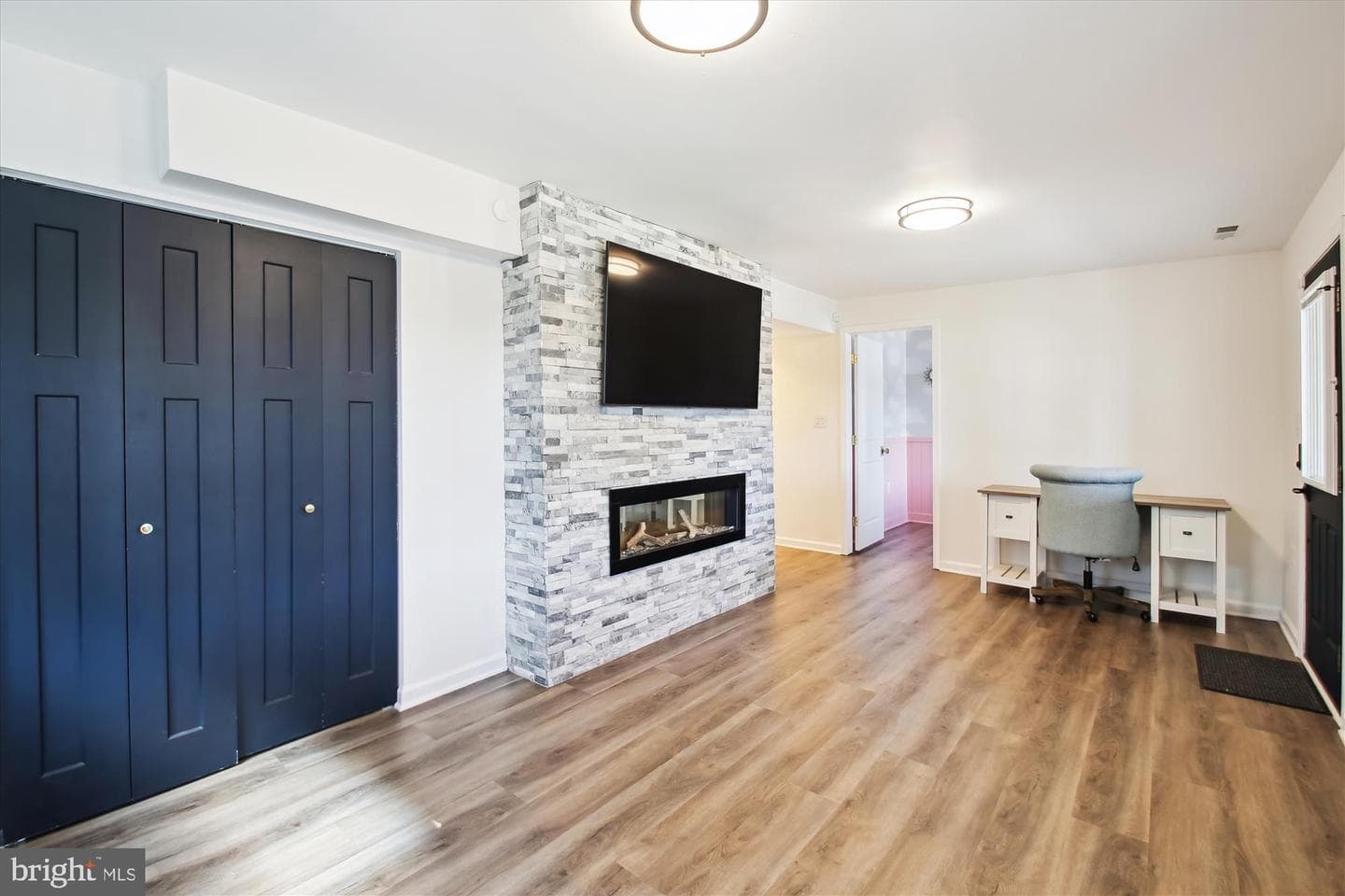 852 N Shore Drive photo 27