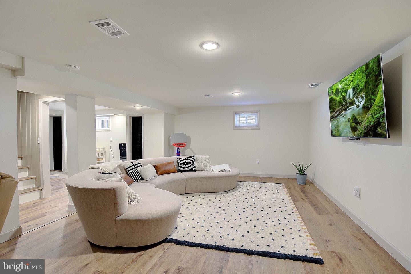 624 Evergreen Road photo 18