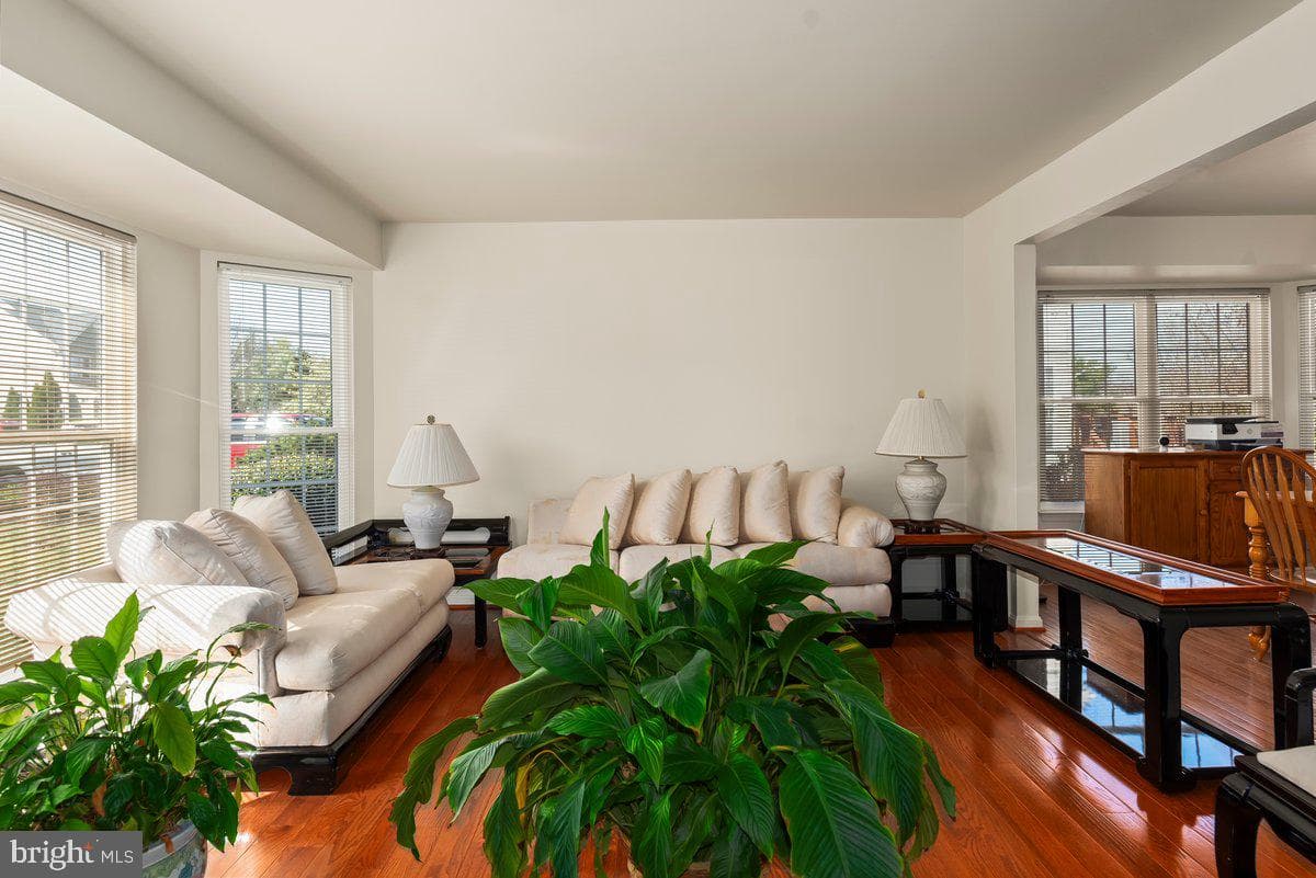 1606 Woodruff Court photo 4