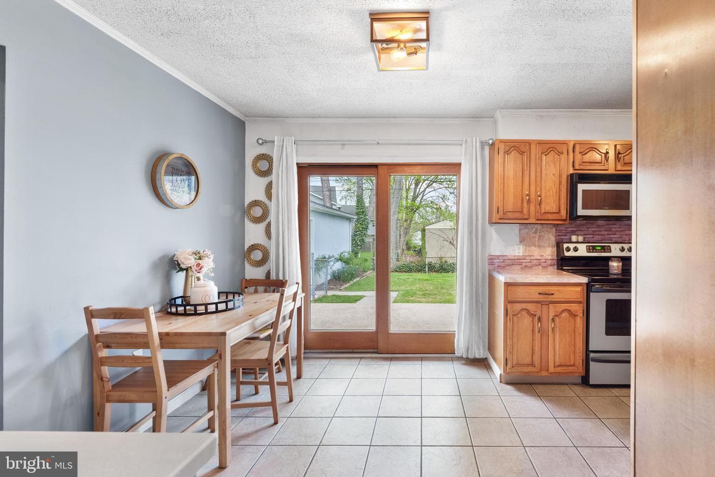 140 N Meadow Drive photo 12