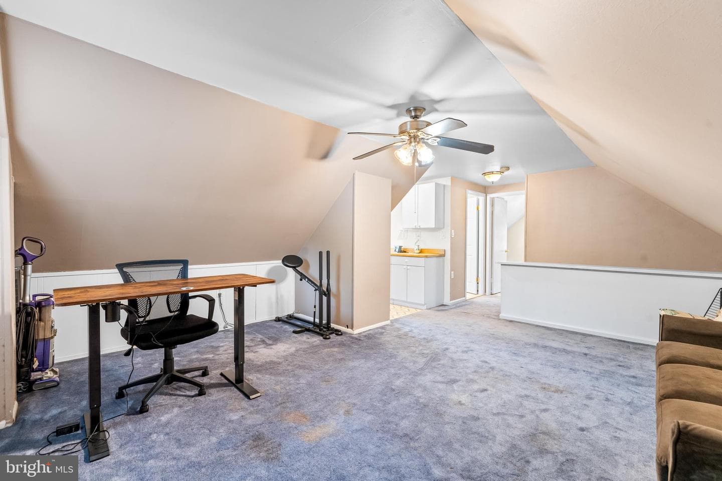 140 N Meadow Drive photo 29