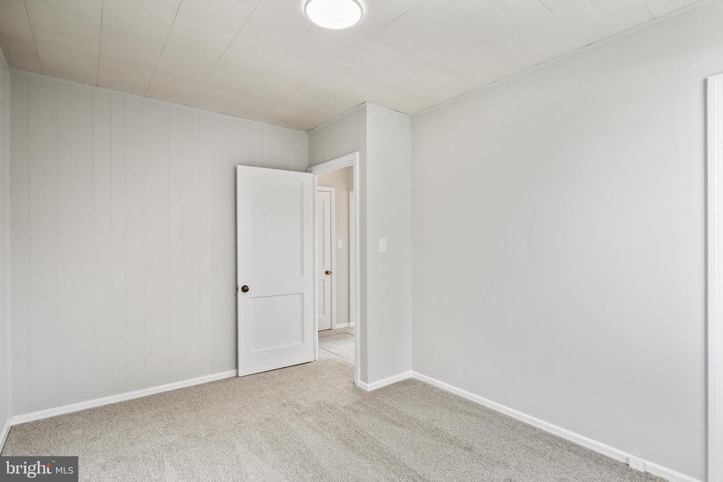 524 Munroe Circle photo 17