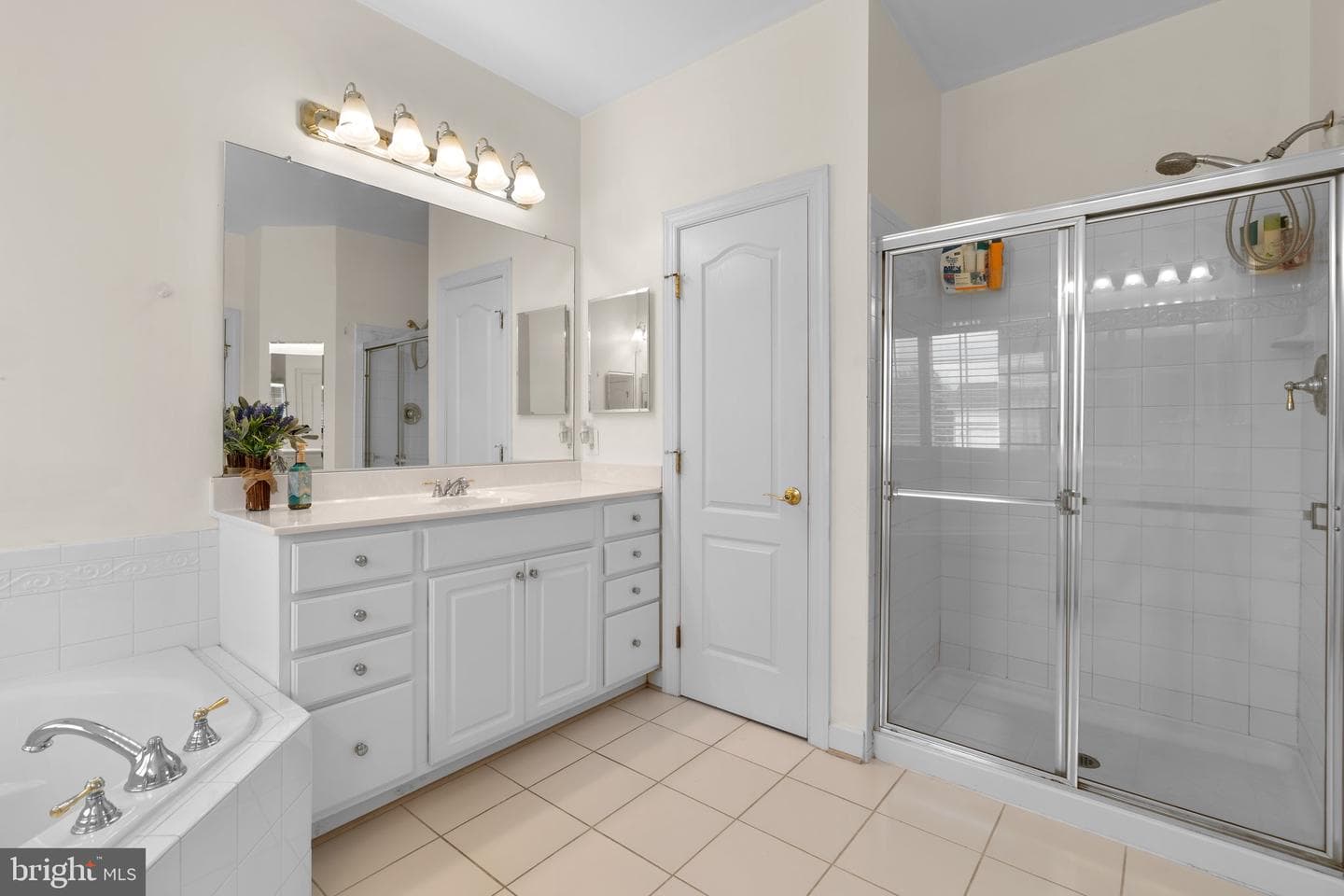 602 N Shore Drive photo 35