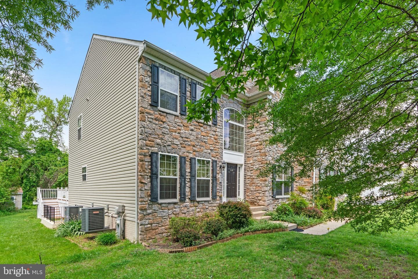 602 N Shore Drive photo 57