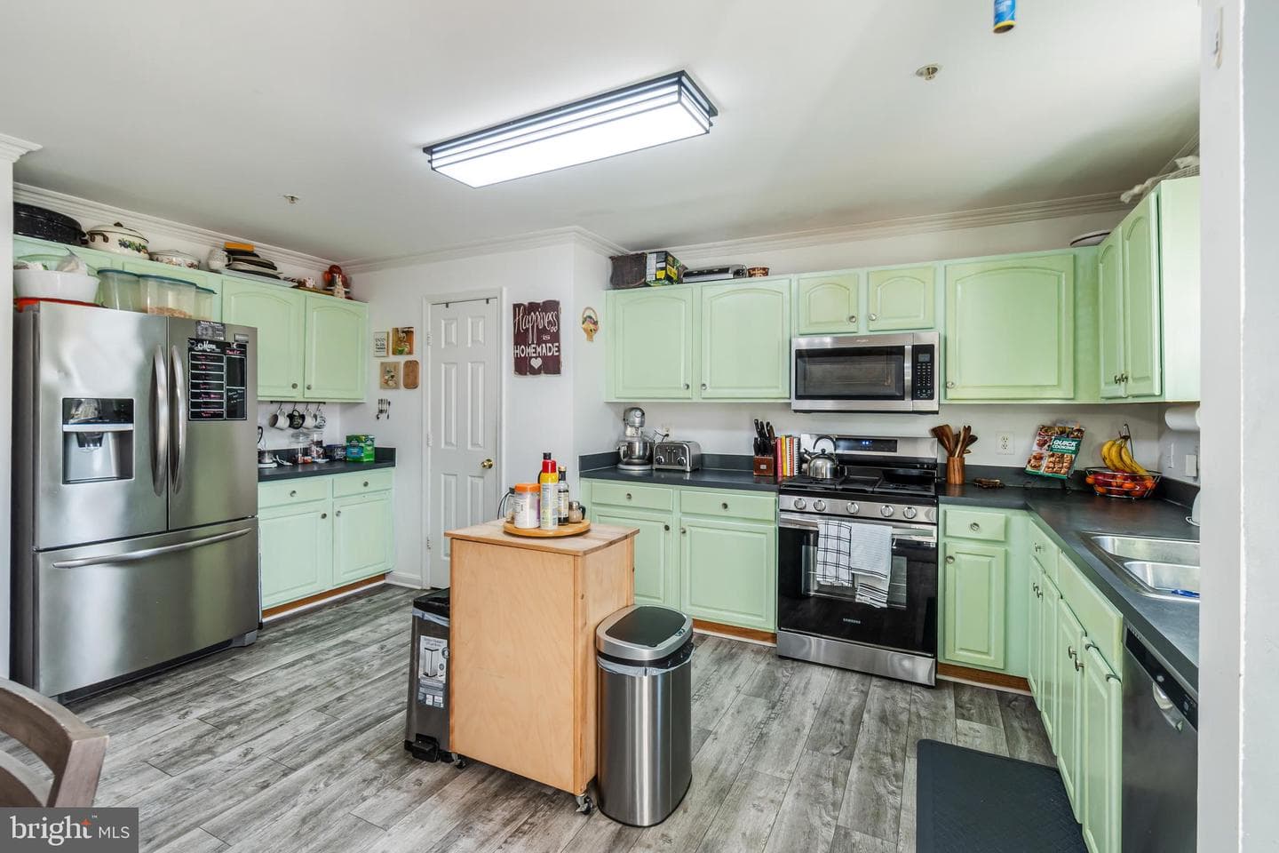 1798 Goldsborough Lane photo 18